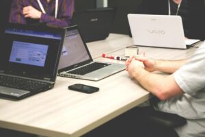 転職エージェントに年収交渉していい？交渉成立のコツと代行が有利な理由