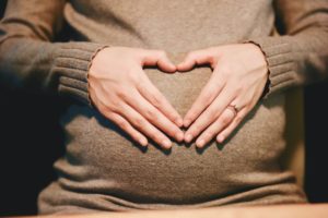 転職2年目で妊娠が発覚!?今考えるべきポイントをわかりやすく解説
