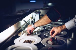 イタリアンシェフになるには？イタリア料理の修行・求められるスキルとは
