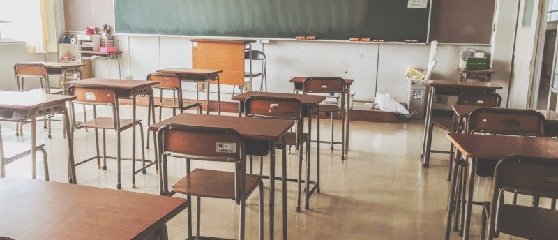 学校事務員へ転職する方法とは?学校事務の仕事内容や将来性も徹底解説!