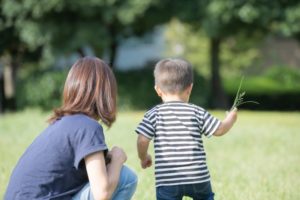 ワーママ向け転職エージェントはどれ？ワーママの転職のポイントを解説！