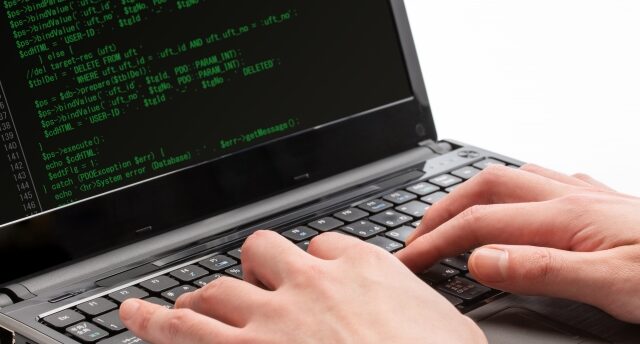 高卒未経験者でもITエンジニアになれる?高卒者がIT業界へ転職する方法