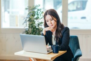 フリーターは就職エージェントを利用すべき？使うべき理由と就活成功法とは