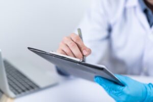 薬剤師の高収入転職方法は？高収入に必要なスキルと高収入が狙える勤務方法とは
