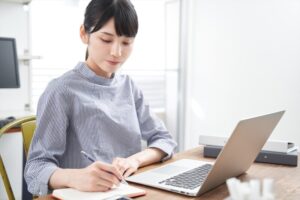 中卒事務職正社員