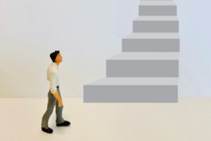 中卒　正社員